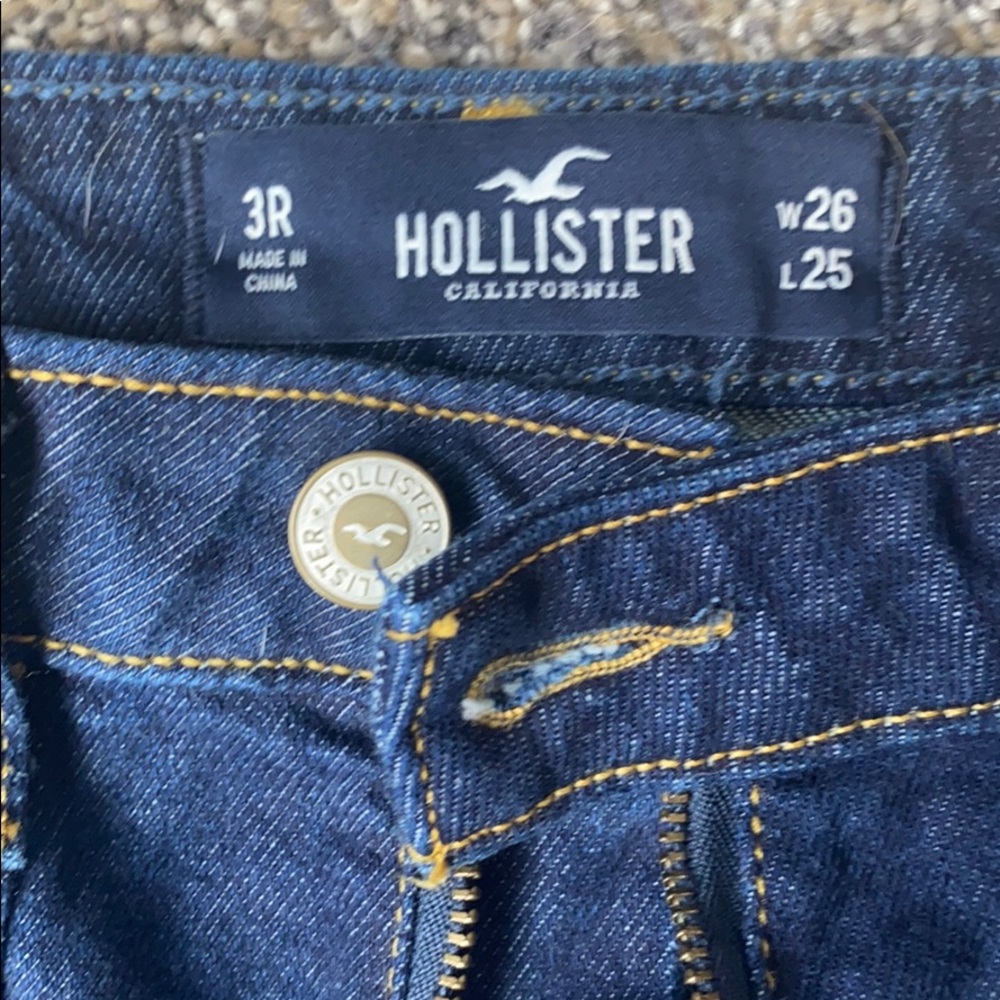 (4/$25) High rise crop boyfriend hollister jeans - Picture 2 of 3